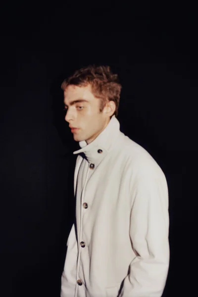 Look 32